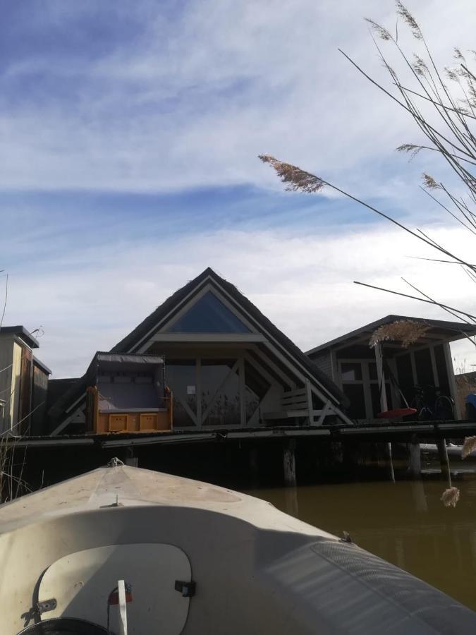 Pfahlbau Sunset II Toplage Inklusive Elektroboot Руст Екстериор снимка